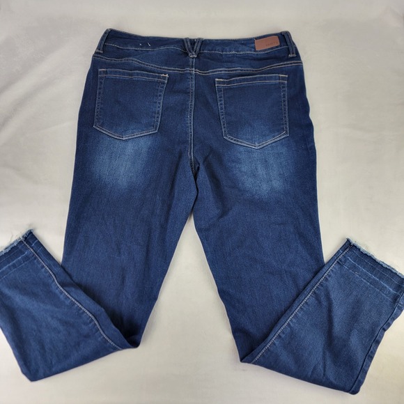 Vanity Tilly Jeans Dark Wash Denim Frayed Raw Hem Stretch Skinny XL Short 34x28 - Picture 7 of 7